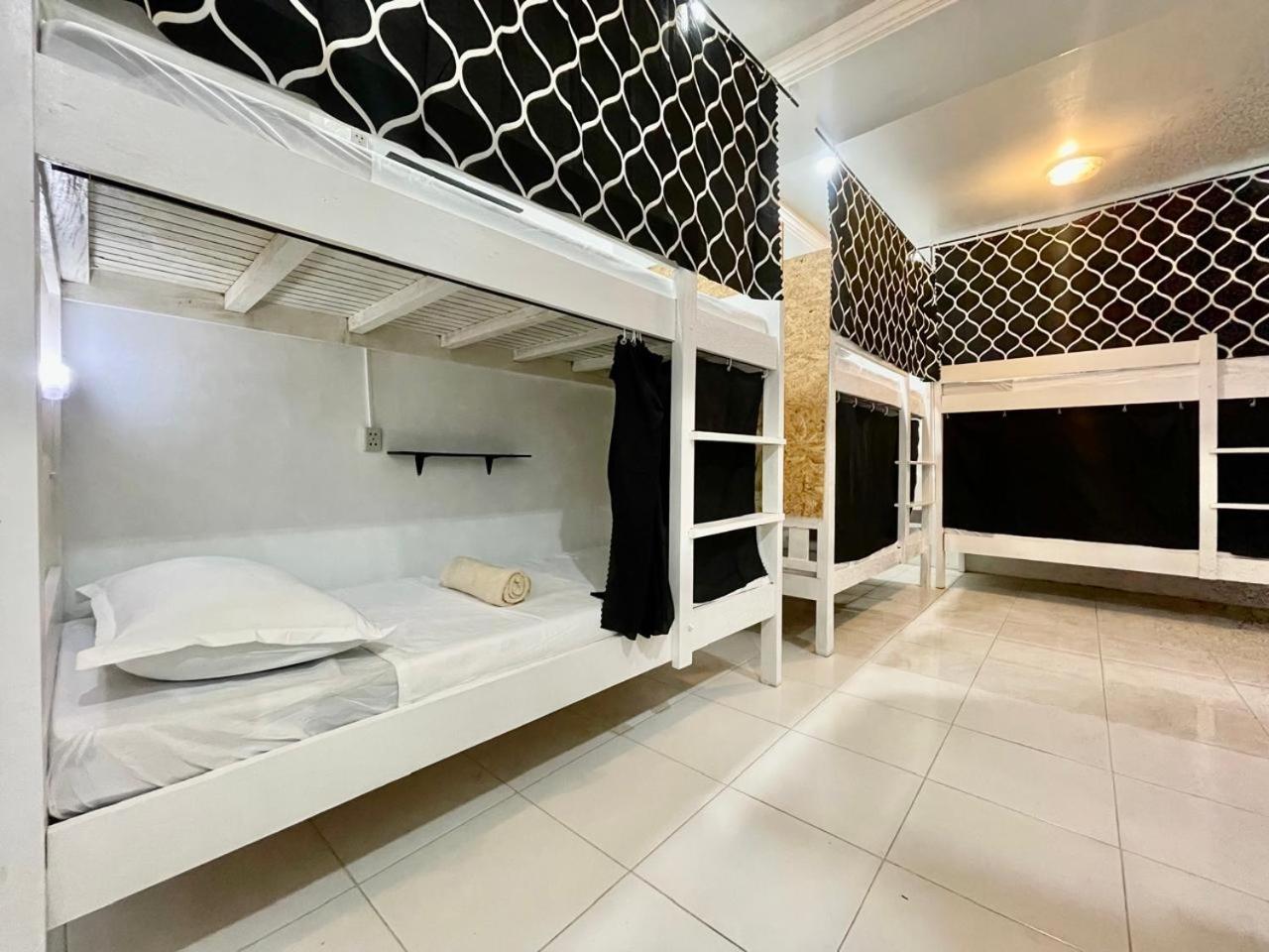 Trail Inn Puerto Princesa Εξωτερικό φωτογραφία